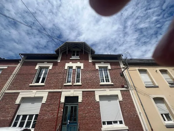 Maison 7 pièces 180 m²