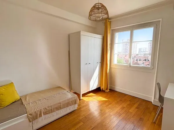 Appartement 1 pièce 64 m²