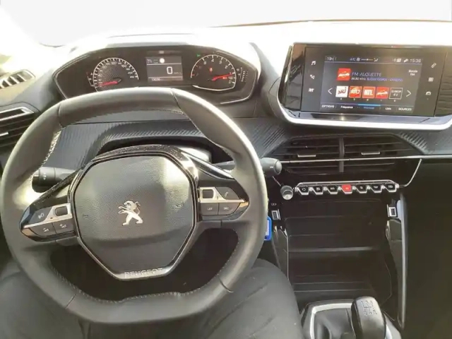 Peugeot 208 puretech 75 s&amp;s bvm5 — photo 30