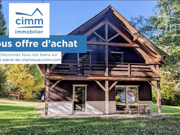 Beau chalet ossature bois au calme.