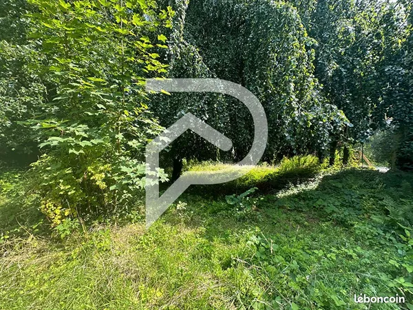 Terrain 665 m² MONTGE EN GOELE