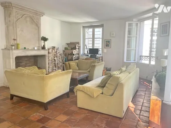 Appartement 6 pièces 122 m²