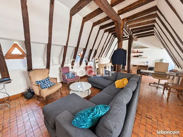 Appartement 2 pièces 64 m²