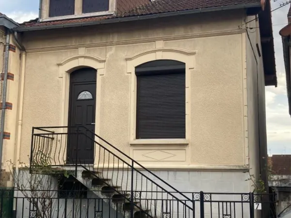 A louer Maison avec 2 chambres et jardin