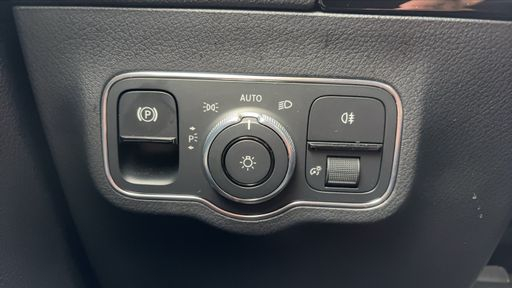 Mercedes Classe GLA 200 163 7G-DCT - Progressive Line – 2020 – 44842 km – Essence – Boîte Automatique — photo 9