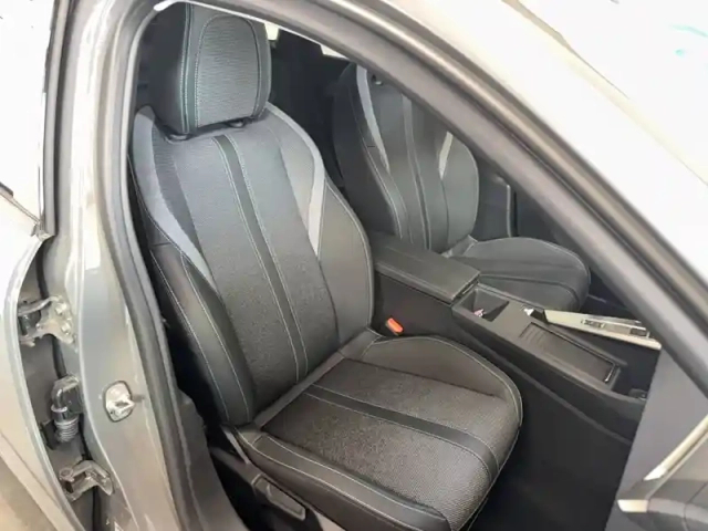 Peugeot 308 sw hybrid 145 e-dcs6 — photo 10