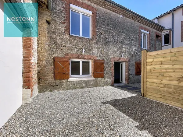 Appartement à vendre T3 RDC, 71m², jardin et parkings, centre Villefranche de Lauragais
