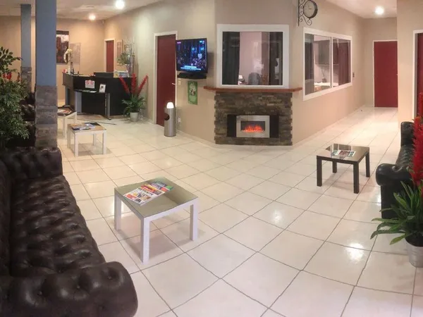 Local 216 m² SETE