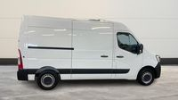 Renault Master F3500 L2H2 2.3 Blue dCi 135ch Confort Euro6E — photo 4