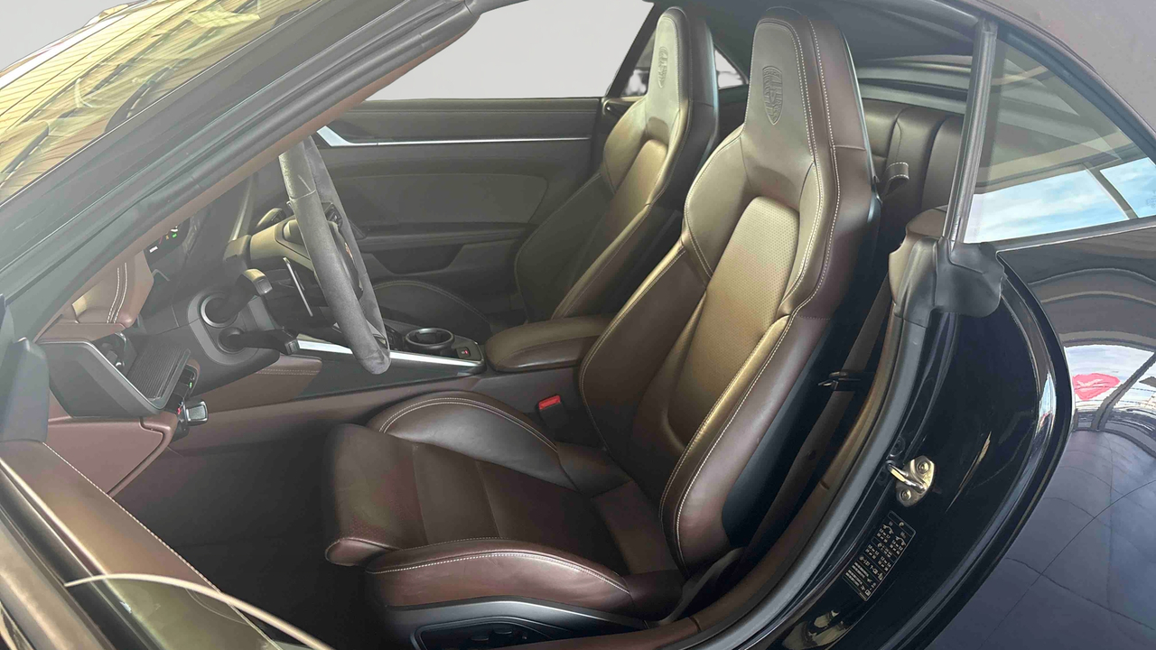 Porsche 911 Carrera 4S Cabriolet 3.0i 450 PDK — photo 11