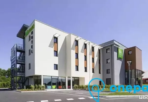 Parking/box 12 m² VIERZON
