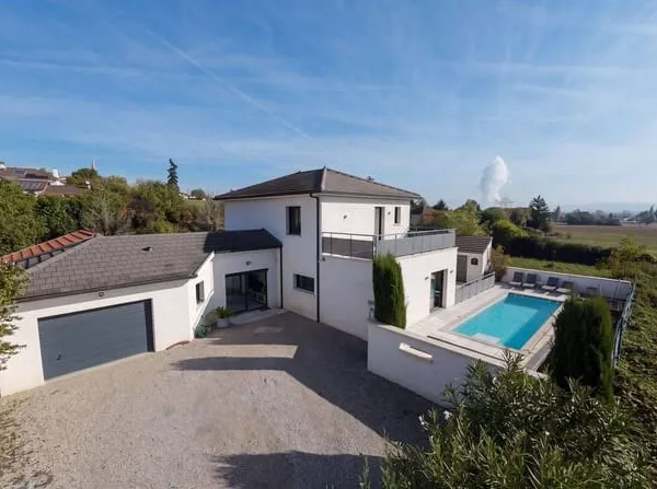 Villa 5 pièces 143 m²