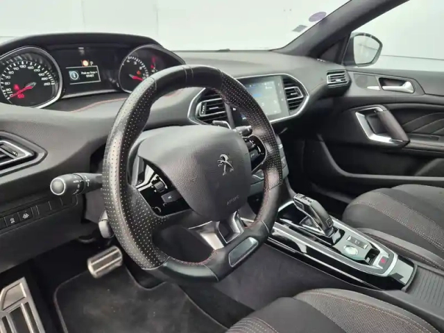 Peugeot 308 puretech 130ch s&amp;s eat8 — photo 27