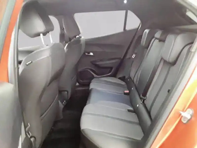 Peugeot 2008 bluehdi 130 s&amp;s eat8 — photo 12