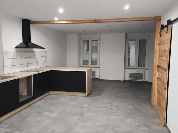À LOUER - MAGNIFIQUE APPARTEMENT T4 RÉNOVÉ DE 83m² - STANDING ET LUMINOSITÉ