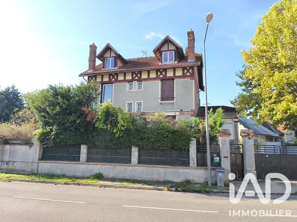 Maison 8 pièces 189 m²