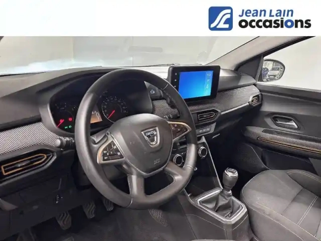Dacia Sandero tce 90 - 22 — photo 11