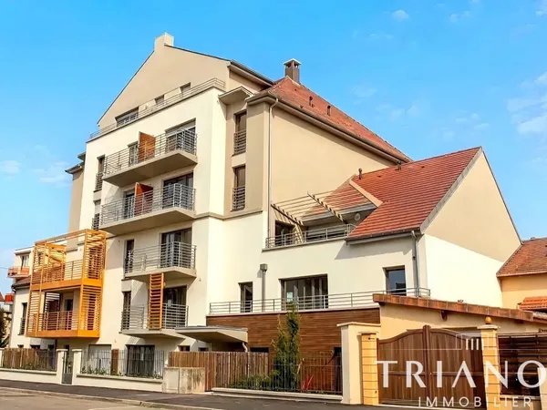 POISSY Centre-Ville– Studio RDC avec jardin et terrasse