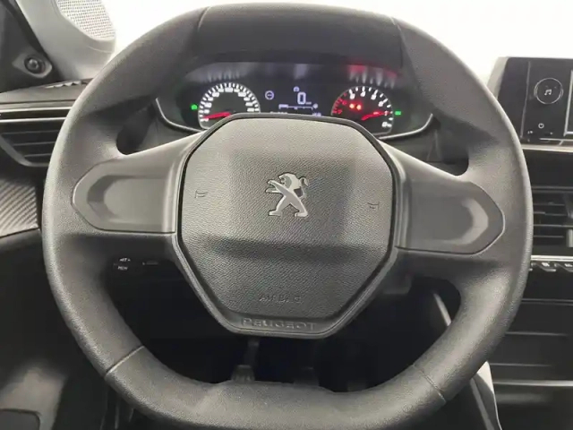 Peugeot 208 puretech 75 s&amp;s bvm5 — photo 23