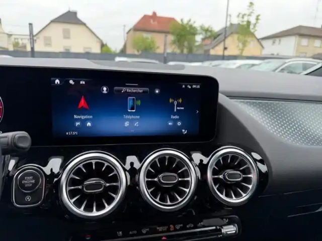 Mercedes Gla 200 d progressive line — photo 80