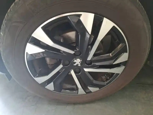 Peugeot 2008 bluehdi 100 s&amp;s bvm6 — photo 16