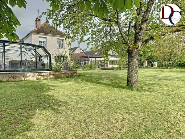 Maison 13 pièces 421 m²