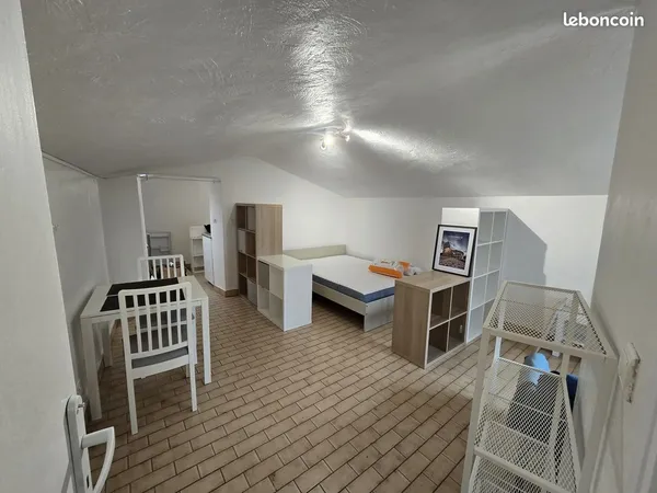 Studio meuble a louer - vieux village de la gaude