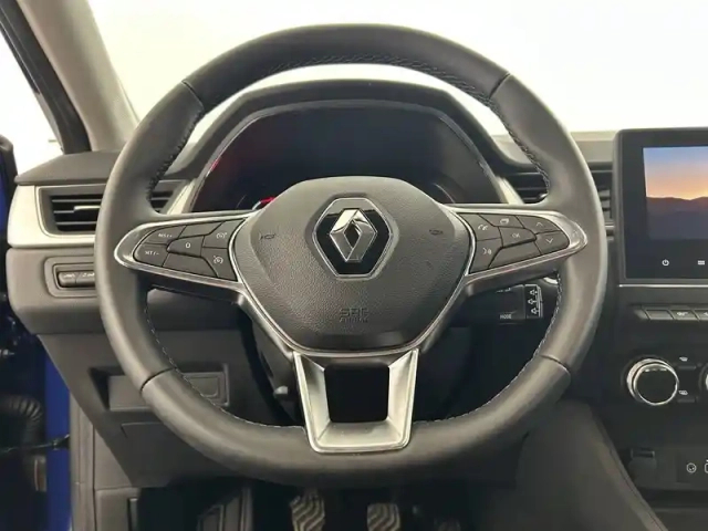 Renault Captur tce 90 — photo 24