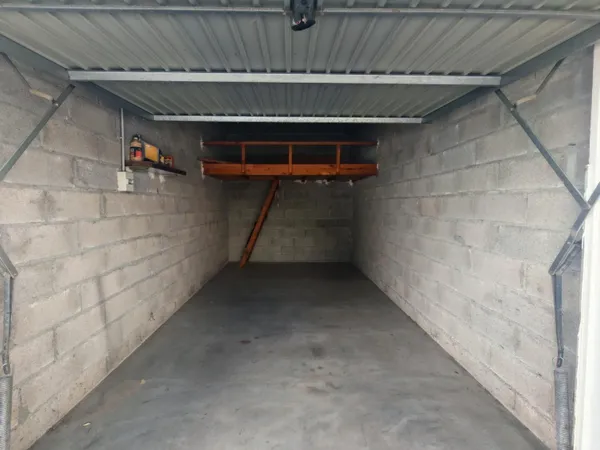 Parking 15 m²
