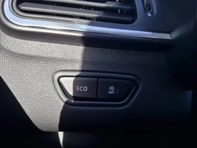Renault Kadjar tce 140 fap — photo 31