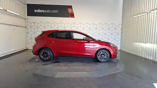 Mg Mg4 ev urban 54 kwh - 118 kw — photo 4