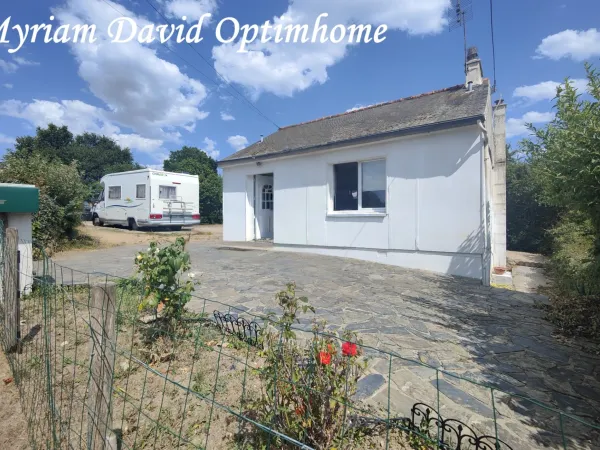 Maison de plain-pied 42 m² avec jardin - Premier achat ou investissement - Plouguernével