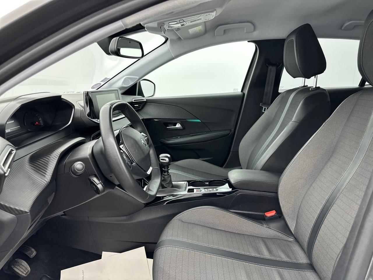 Peugeot 208 puretech 100 s&s bvm6 allure — photo 10
