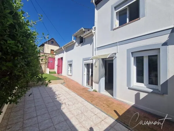 BOLBEC - MAISON DE TYPE 4