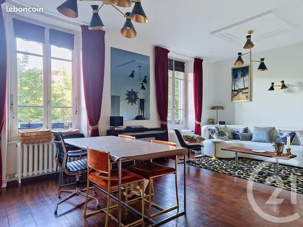 Appartement 6 pièces 131 m²