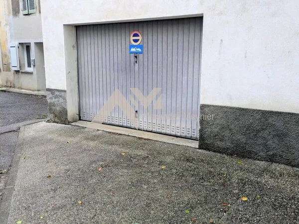Parking 17 m²
