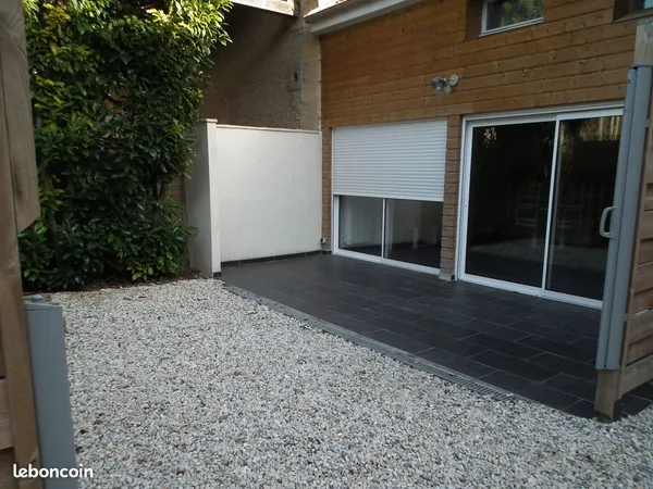 Location appartement meublé 74m²