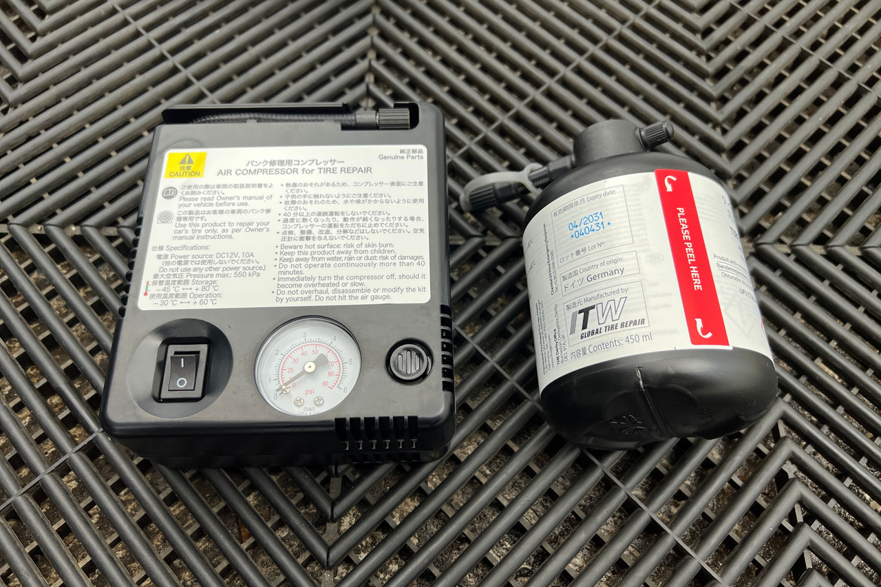 TOYOTA C-HR Hybride Rechargeable 225 — photo 23