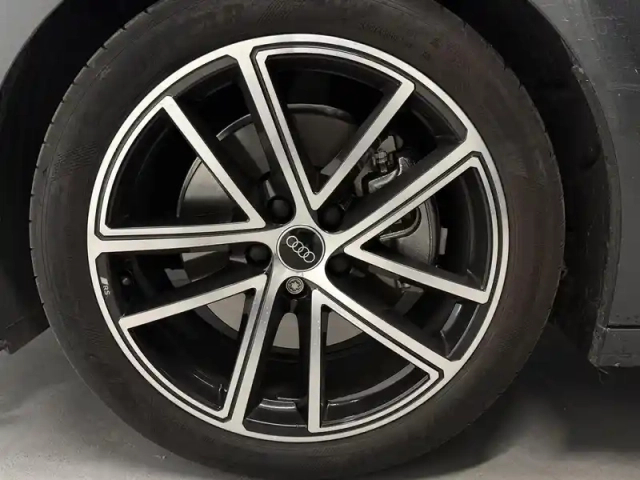 Audi A5 avant tdi hybride 204 ch s tronic 7 — photo 5