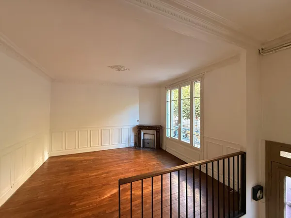 Maison 100 m² avec terrasse - 5 pièces - Fontenay sous Bois