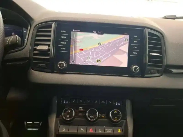 Skoda Karoq 2.0 tdi 150 ch scr 4x4 dsg7 — photo 7
