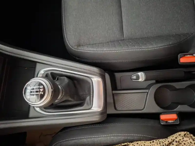 Renault Captur tce 90 — photo 44