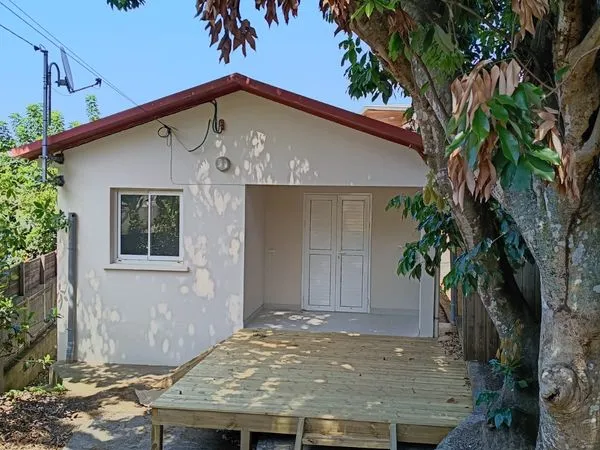 Vends petite maison entierement rénové