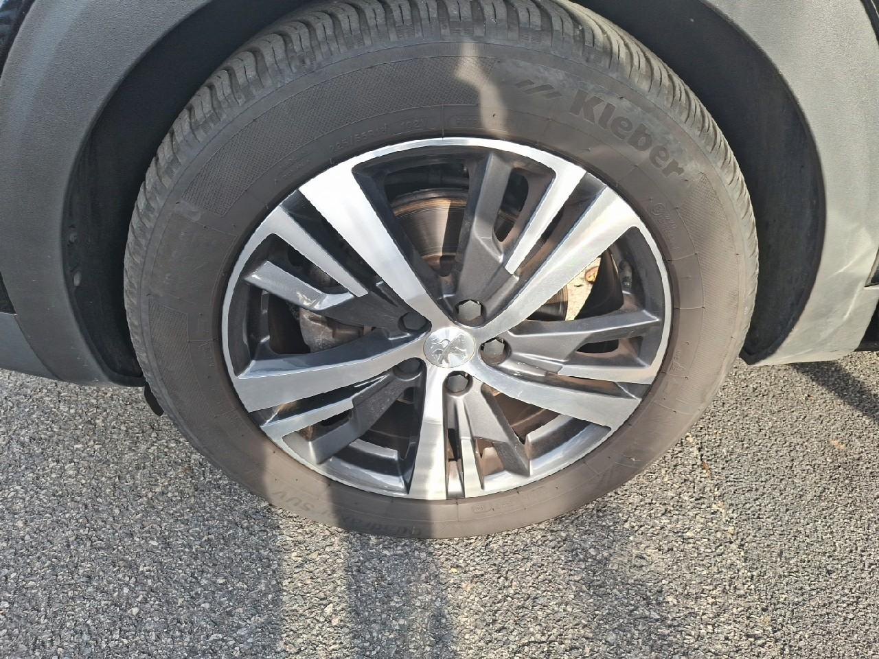 Peugeot 3008 puretech 130ch s&s eat8 allure — photo 11