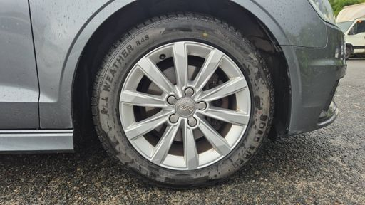 Audi A3 Berline 1.6 TDI 110 - Attraction – 2015 – 153772 km – Diesel – Boîte Manuelle — photo 17