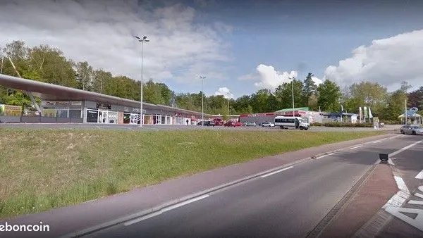 Local commercial a vendre