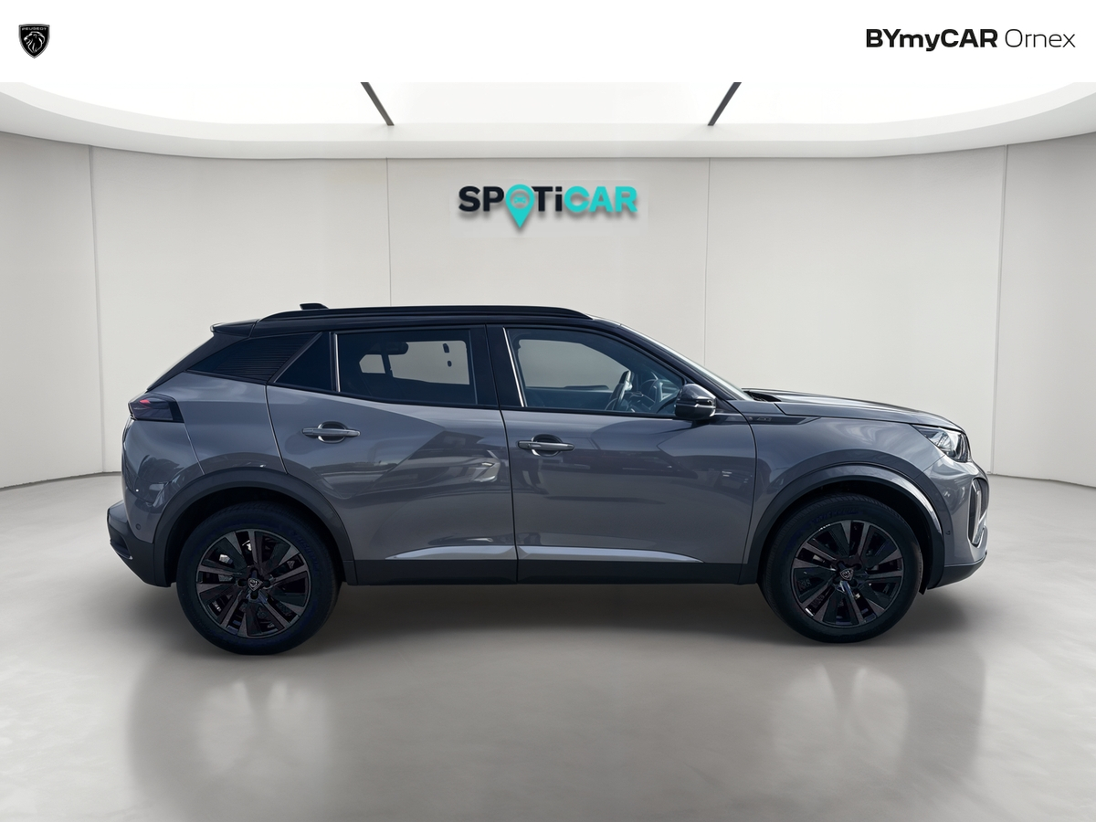 Peugeot 2008 PureTech 130 S&amp;S EAT8 — photo 6