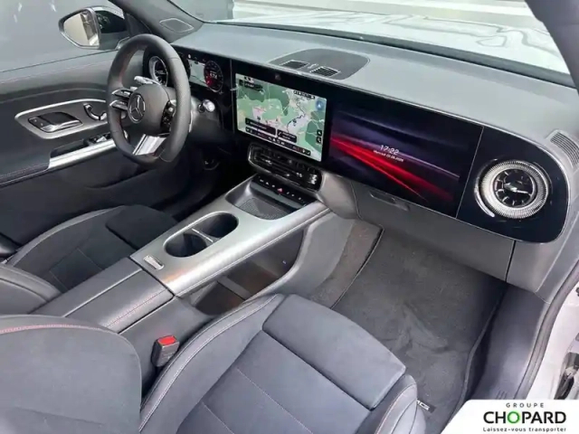 Mercedes Glb 250+ eq — photo 13