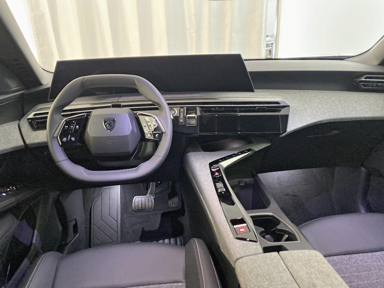 Peugeot 5008 hybrid 145 ch e-dcs6 allure — photo 8
