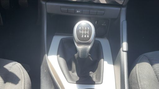 BMW X1 sDrive 18i 150 - Business – 2014 – 119432 km – Essence – Boîte Manuelle — photo 23